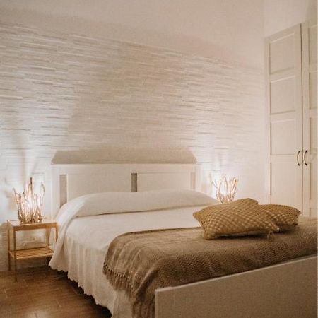 Amare Relais Home Bari Bagian luar foto