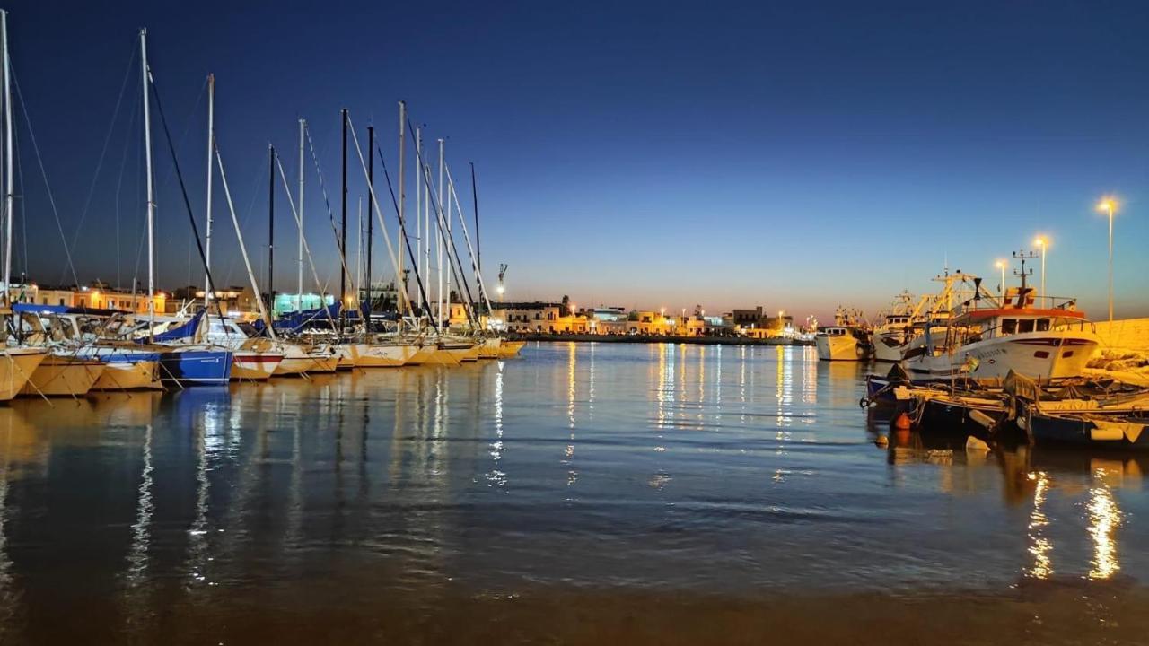Amare Relais Home Bari Bagian luar foto